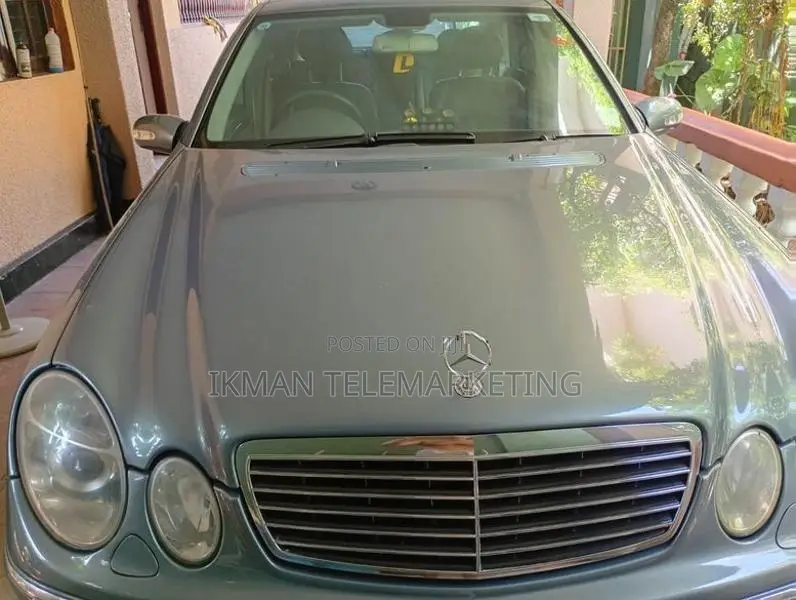 Mercedes Benz E200 2004