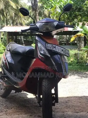 TVS Streak 2013
