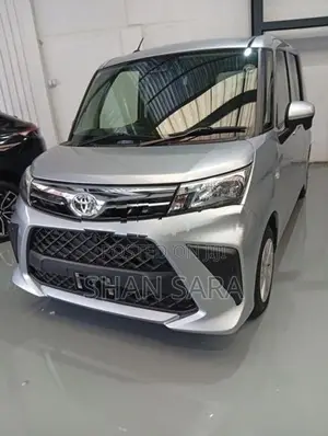 Toyota Roomy x 2023