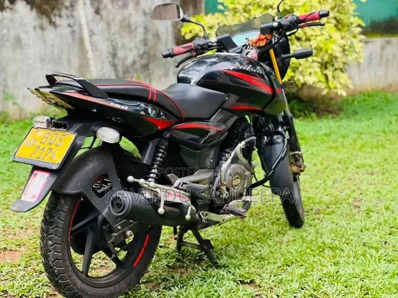 Bajaj Pulsar 150 2016