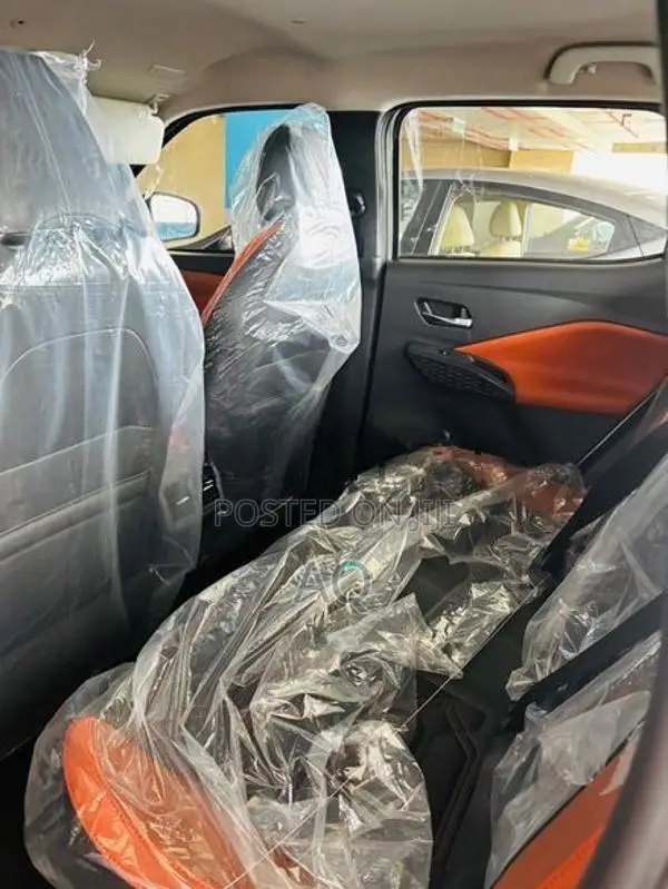 Nissan Magnite Tekna + AMT 2025