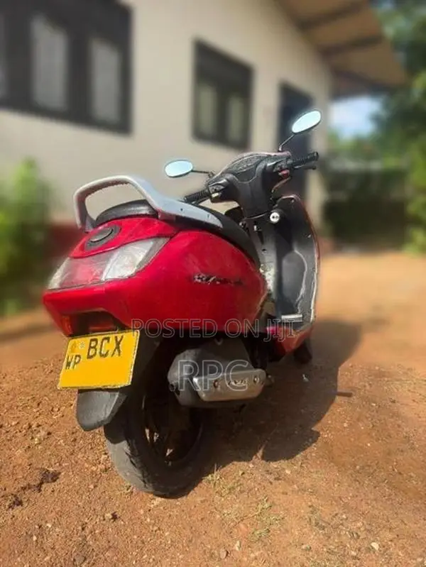 TVS Jupiter 2015