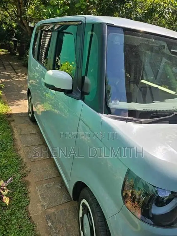 Honda N-Box 2024
