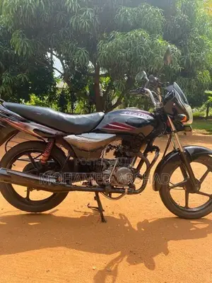 Bajaj Platina 100 2012