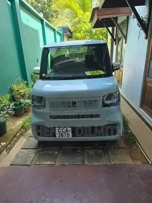 Honda N-Box 2024