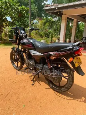 Bajaj Platina 100 2012
