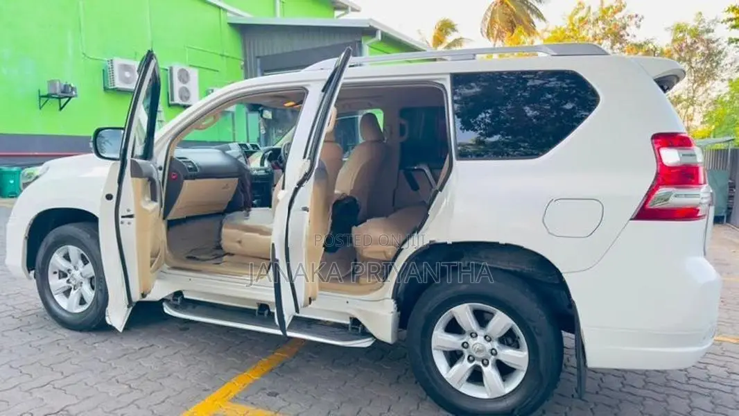 Toyota Land Cruiser Prado TX 2015
