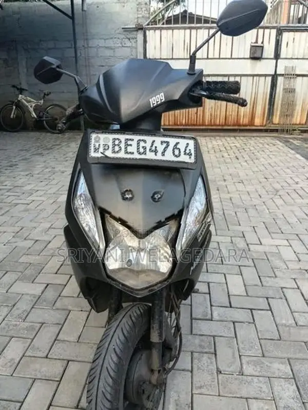 Honda Dio SCV 110 2016