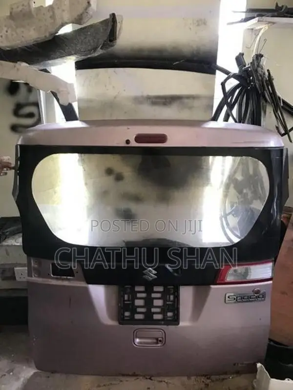 Suzuki Spacia Dicky Door