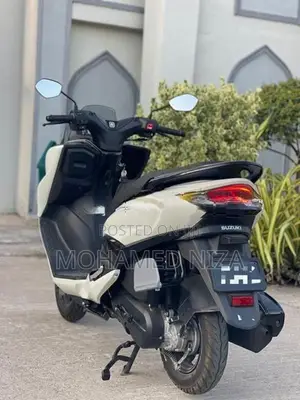 Suzuki Burgman 125 2026