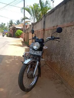 Bajaj Boxer 2004