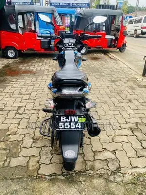Bajaj Discover 125 2025