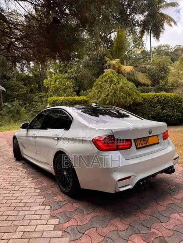BMW 320d Luxury Line 2014