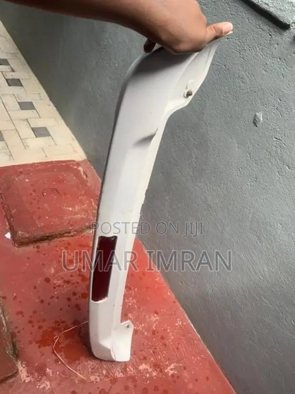 Suzuki Every Plastic Spoiler