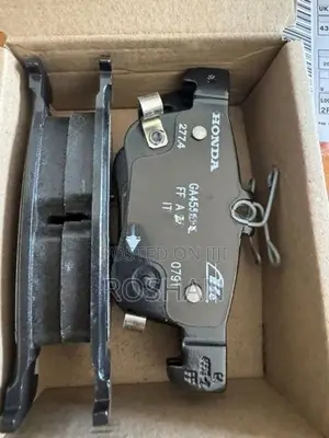 Honda Civic Fk6 Genuine Brake Pad Set