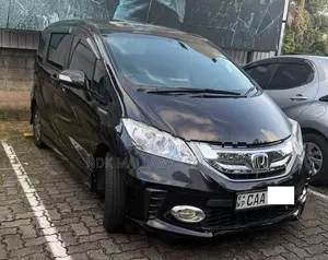 Honda Freed 2013