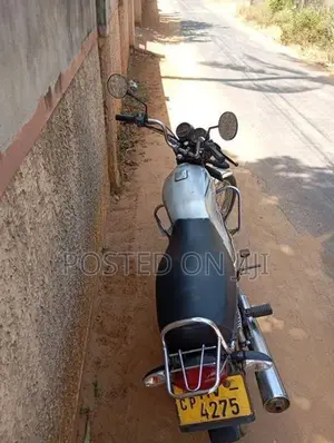 Bajaj Boxer 2004