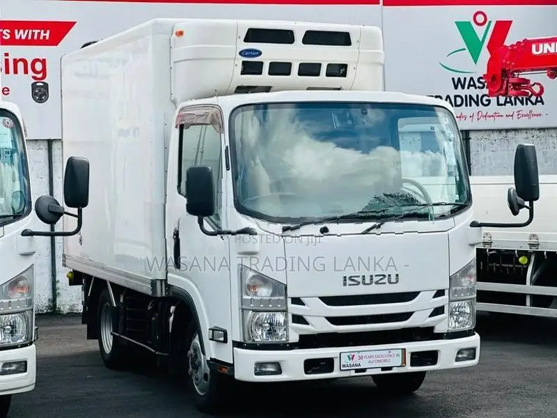 Isuzu Elf freezer 10.5FT 2017