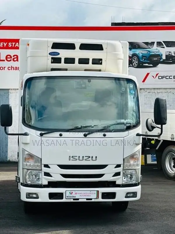 Isuzu Elf freezer 10.5FT 2017