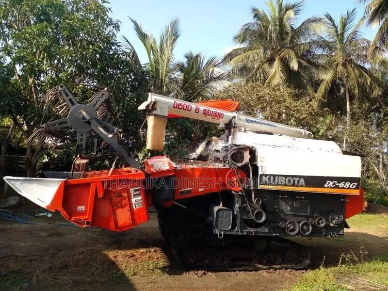 Kubota DC-68G Harvester with Bed