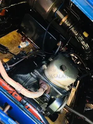Bajaj RE 2015