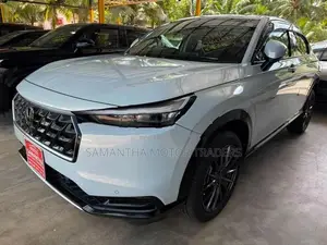 Honda Vezel Z sunlight white 2025