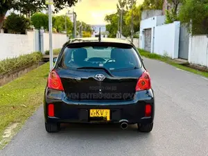Toyota Vitz RS 1300 2010