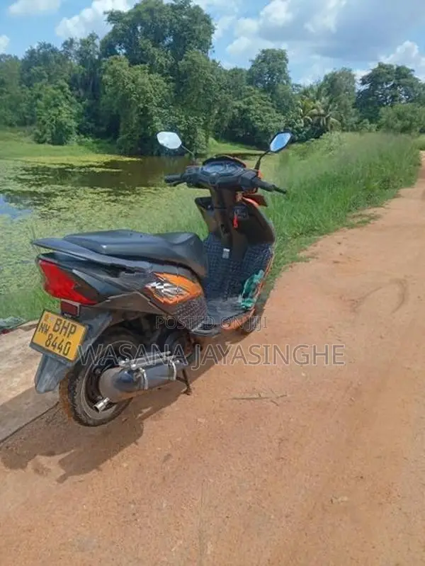 Honda Dio 2018