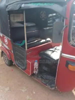 Bajaj RE 1997
