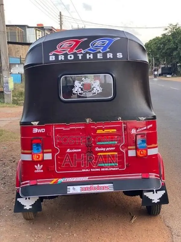 Bajaj RE 2006