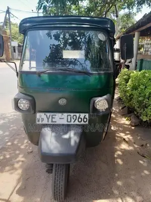 Piaggio Ape Three wheeler 2010