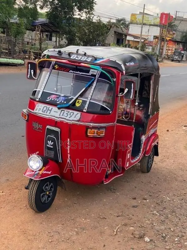 Bajaj RE 2006