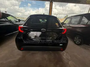 Toyota Yaris G LED 2023