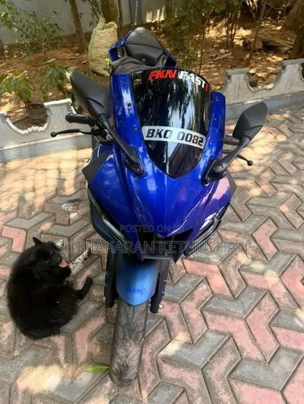 Yamaha R15 V4 2025