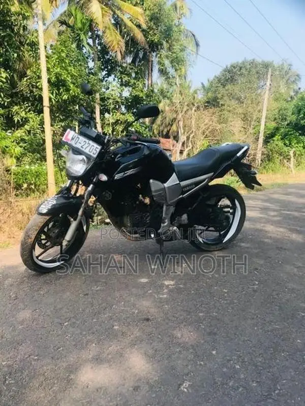Yamaha FZ 2014