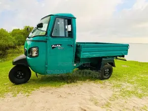 Mahindra Alfa Load Career 2026