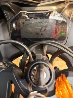 Yamaha R15 V4 2025