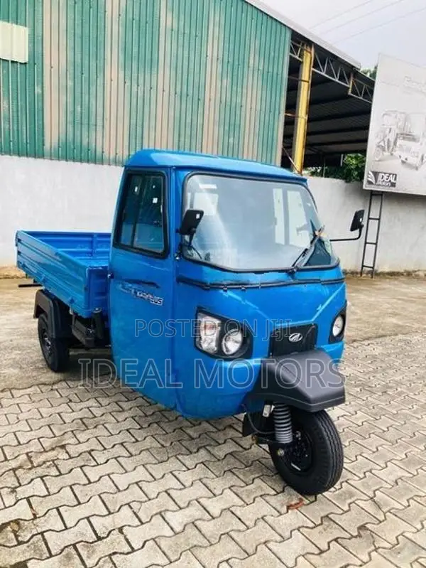 Mahindra Alfa Load Career 2026