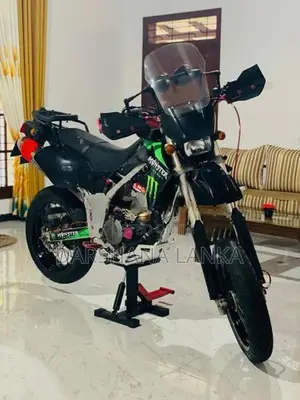 Kawasaki D Tracker 2006