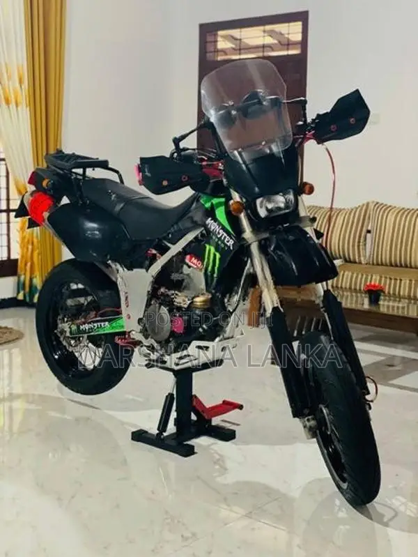 Kawasaki D Tracker 2006