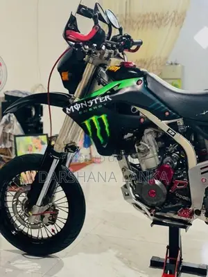 Kawasaki D Tracker 2006
