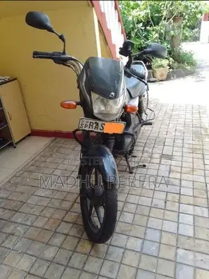 Bajaj Platina 100 2014