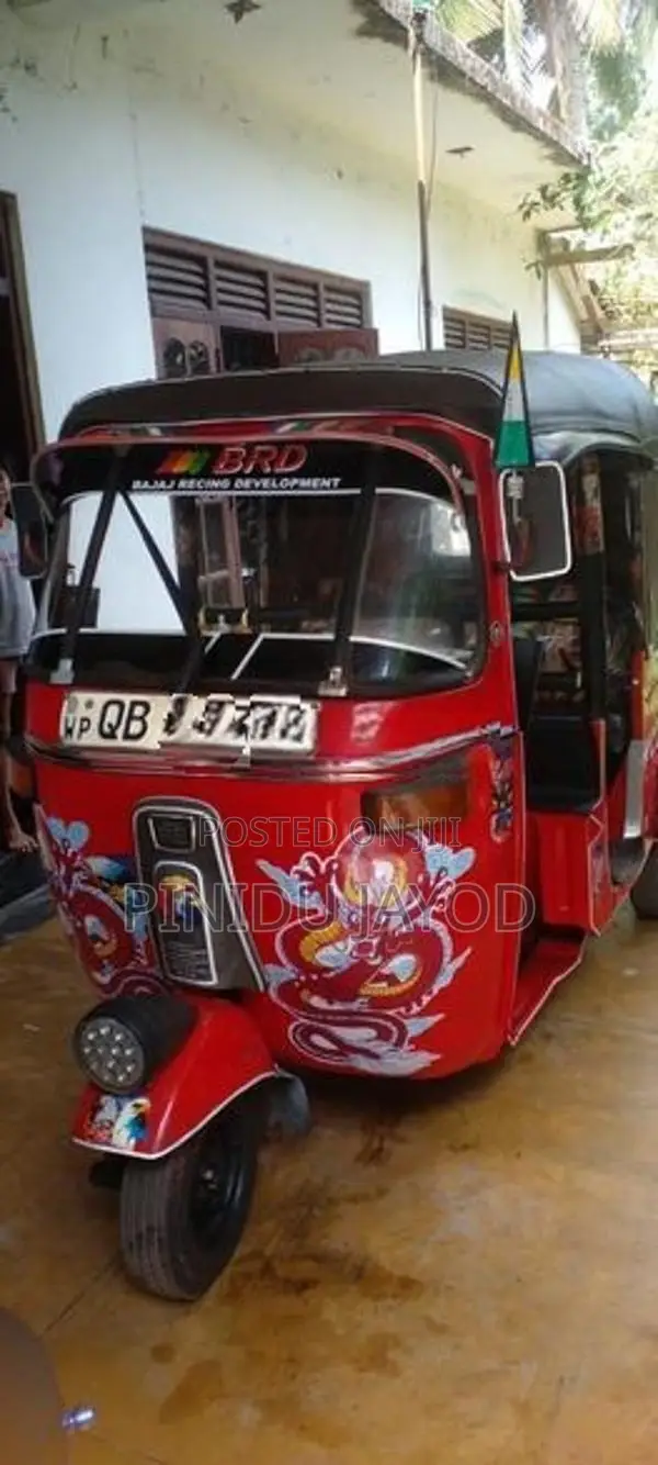 Bajaj RE 2005