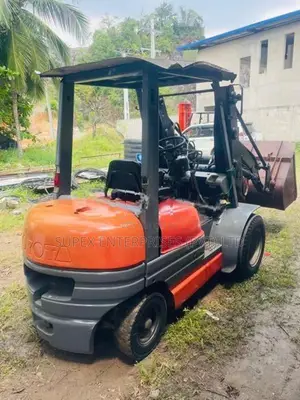 Fork Loader 2.5Ton