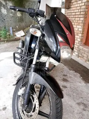 Bajaj Pulsar 180 black 2010