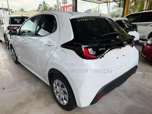 Toyota Yaris X Grade 2025