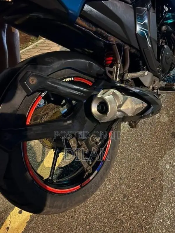 Yamaha FZs V2 2015