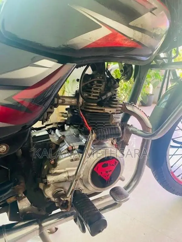 Bajaj CT100 2004