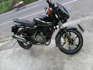 Bajaj Pulsar 150 / 2018