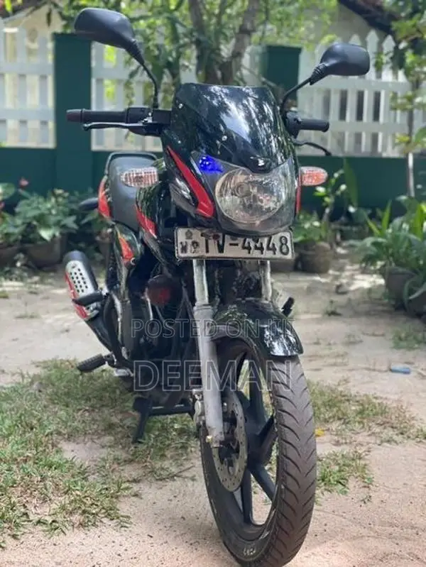 Bajaj Pulsar 180 2007